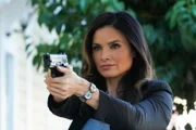 Jessica Knight (Katrina Law)