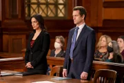 (l-r) Odelya Halevi als ADA Samantha Maroun, Hugh Dancy als ADA Nolan Price