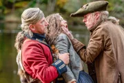 Outlander Staffel 5 Folge 12 Brutale Rache: Gerald Tyler als Arvin Hodgepile, Caitriona Balfe als Claire Randall, Ned Dennehy als Lionel Brown