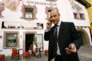 Simon Licht (Axel Mittenbach).