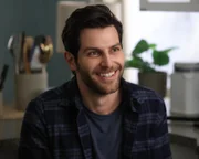 Eddie Saville (David Giuntoli)