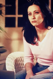 Prue (Shannen Doherty)