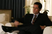 Ein Fall aus dem Jahre 1992 bereitet Det. Scott Valens (Danny Pino) und seinem Team Kopfzerbrechen ...