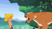 Am Flussufer steht plötzlich ein wilder Säbelzahntiger vor Tib. Und der sieht alles andere als friedlich aus.