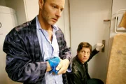 Simon Licht (Axel Mittenbach, li.), Andreas Kiendl (Klaus Lechner).