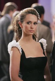 Aus dem Leichenschauhaus verschwindet auf sehr mysteriöse Weise eine Leiche, und gleichzeitig taucht bei Melinda (Jennifer Love Hewitt) ein Geist auf, der extrem verwirrt zu seien scheint ...