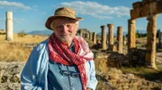 Dr Julian Bennett
