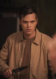 Jack (Alexander Calvert)