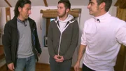 Kasmalla bespricht die Situation mit Sohn Max und Vater Uwe