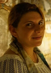 Ägyptologin, Aliaa Ismail, im Grab von Seti I., Tal der Könige.