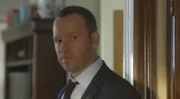 Dannys (Donnie Wahlberg) gefährlicher Job macht seine Frau Linda krank. Wie lange wird sie die tägliche Angst noch aushalten können?