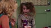 Chloe Thunderman (Maya Le Clark, r.)
