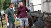 Hosts Keith Bynum and Evan Thomas demo the exterior of the Frida and Diego/16561 Monica house, as seen on Bargain Block, Season 4.
