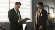 Booth (David Boreanaz, l.) und Sweets (John Francis Daley) diskutieren ihren aktuellen Fall.