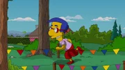 Milhouse gibt alles, um das alljährliche Schulwettrennen rund um das Schulgebäude zu gewinnen. Dieses Mal hat er auch gute Chancen, denn er hat heimlich trainiert. Er ahnt jedoch nicht, dass er das Opfer eines unfairen inszenierten Zwischenfalls wird ...
