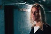 Nora (Marie Sandø Jondal) wurde als Geisel genommen und befindet sich in großer Gefahr.