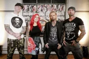 (2. Staffel) - Wollen den Horror-Tattoos den Garaus machen: (v.l.n.r.) Randy Engelhard, Nancy Mietzi, Mick Mark und Bertram "Berti" Krause ...