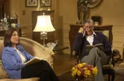 Sind sprachlos, als sie von den Beleidigungen der Huntzbergers hören: Richard (Edward Herrmann, r.) und Emily (Kelly Bishop, l.) ...