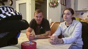 Martin und Kim sind seit vier Wochen stolze Eltern eines gesunden Jungen.; Martin und Kim sind seit vier Wochen stolze Eltern eines gesunden Jungen.