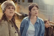 Die letzten ihrer Art. Folge 4. Tiphanie Bovay-Klameth als Charlie, Emilie Charriot als Tiffany, Rébecca Balestra als Kim
