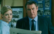 Cully Barnaby (Laura Howard) und DCI Tom Barnaby (John Nettles).