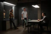 (v.l.n.r.) Special Agent Hannah Khoury (Necar Zadegan); Special Agent Dwayne Pride (Scott Bakula); Alan Van Scyoc (Matt Dellapina)