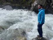 Felix Neureuther an der Ötztaler Ache in Tirol.