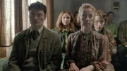 Krewlow: Arthur (Stefan Weinert) und seine Frau Minna (Uta Janietz) mit ihren Kindern Maggie (Alix Heyblom) und Kai (Julius Gause).