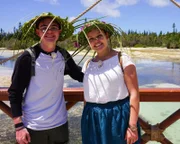 Hotelpraktikant Tom Tyler Vajs und Jungköchin Stefanie Gehrlein während ihres Ausflugs in Neukaledonien.