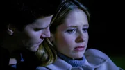Angel (David Boreanaz, l.); Buffy (Sarah Michelle Gellar, r.)