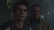 Stiles Stilinski (Dylan O'Brien, l.) und Sheriff Noah Stilinski (Linden Ashby)