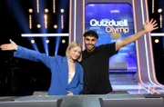 Die Kandidat:innen des Teams "Internet": Younes Zarou (r.) und Anna Engelschall (l.), beide Influencer.