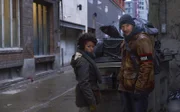 Alex (Angel Parker, l.) und Eph (Corey Stoll, r.) müssen sich mit den Konsequenzen ihres letzten Anschlags auseinandersetzen ...