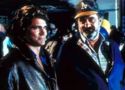 Jonathan (Michael Landon, l.) und Mark (Victor French, r.) freuen sich, dass sich Vater und Sohn wieder verstehen.