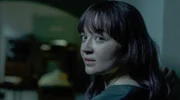 Unheimliche Dinge gehen vor sich: Ilona (Nicola Magdalena Lüders) bekommt Angst.