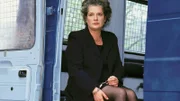 Uschi (Barbara Freier) kommt zuück nach Reutlitz, doch sie ist nicht mehr die Gleiche. Gefaßt stellt sie sich darauf ein, als Einzelgängerin den Rest ihres Lebens hinter Gittern zu verbringen...