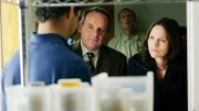 Ein Mord in einer Anstalt für geisteskranke Gewaltverbrecher gibt Captain Jim Brass (Paul Guilfoyle) und Sara Didle (Jorja Fox) Rätsel auf.
