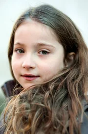 Matilda Jork als Lara Gentsch.