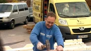 Maik hat sich viel vorgenommen.. - er möchte für sich und seine Freundin ein Blockhaus bauen.