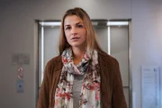 Ines Lutz (Anne Meierling).