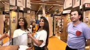 Kader und Isi im Baumarkt - die beiden sind jedoch keine Heimwerker-Profis