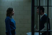 Sydney Voit (Kiele Sanchez, l.); Elias Voit (Zach Gilford, r.)