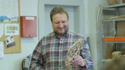 Der Film erzählt die Geschichte der Schreibmaschine und des Paternosters, von Kohleofen und Teppichklopfer.