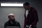 Was hat Manuel (Pierre Jean Gonzalez, l.) mit dem aktuellen Fall zu tun? Billy (Laz Alonso, r.) versucht alles, um dies herauszufinden ...