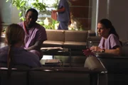 Jeden Tag warten neue Herausforderungen auf Dr. Eric Foreman (Omar Epps, M.) und seine Kollegin Dr. Alison Cameron (Jennifer Morrison, r.).