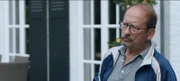 Nach fast 30 Ehejahren wurde Dirk (Dirk van Dijk) von seiner Frau verlassen und muss nun versuchen, die Herausforderungen der neuen Situation zu meistern.