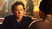 Ann (Nicole Santora) möchte ihren verstorbenen Vater rächen. Dieser war kurz vor seinem Tod auf die Betrügerin eines Bestattungsunternehmen reingefallen. Verzweifelt bittet sie Nate (Timothy Hutton) um Hilfe.
