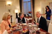 (v.l.n.r.) Charlotte (Mona Seefried); Julius (Michele Oliveri); Werner (Dirk Galuba); Doris (Simone Ritscher)