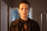 Sabine Vitua in einer Doppelrolle Hier als Luisa Meyrink, der Zwillingsschwester der verstorbenen Maren Gregor.