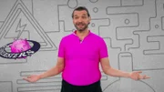 Science Busters - Wer nichts weiß muss alles glauben - Saisonfinale - Die neue Staffel neigt sich. Und bevor es Mitte September nach der Sommerpause weitergeht, unter anderem mit Folge 100 (!) des naturwissenschaftlichen Hochamtes mit Nippelbegleitung, fassen die Science Busters den Stoff noch einmal zusammen. MC Martin Puntigam im Paukerkurs und previously unreleased Footage von der Uni Graz. Im Bild: Martin Puntigam.